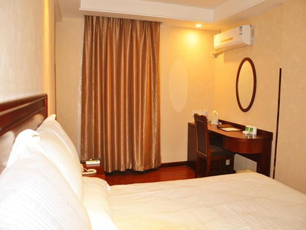 Greentree Inn Jiangsu Taizhou Taixing East Guoqing Road Rt-Mart Business Hotel 外观 照片
