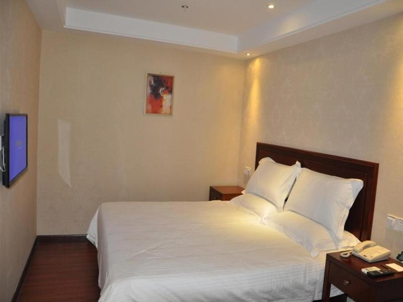 Greentree Inn Jiangsu Taizhou Taixing East Guoqing Road Rt-Mart Business Hotel 外观 照片