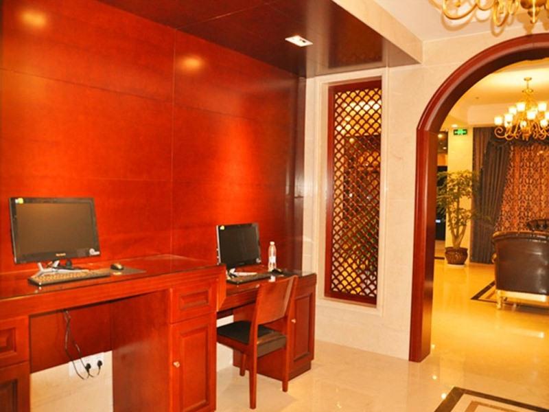 Greentree Inn Jiangsu Taizhou Taixing East Guoqing Road Rt-Mart Business Hotel 外观 照片