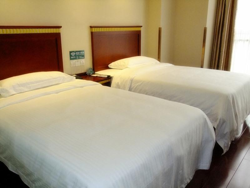 Greentree Inn Jiangsu Taizhou Taixing East Guoqing Road Rt-Mart Business Hotel 外观 照片