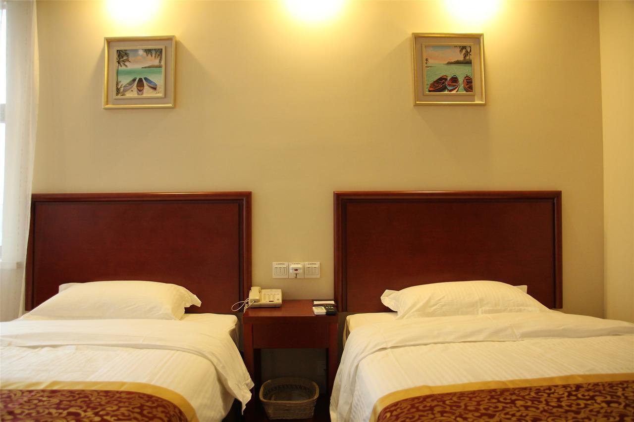 Greentree Inn Jiangsu Taizhou Taixing East Guoqing Road Rt-Mart Business Hotel 外观 照片