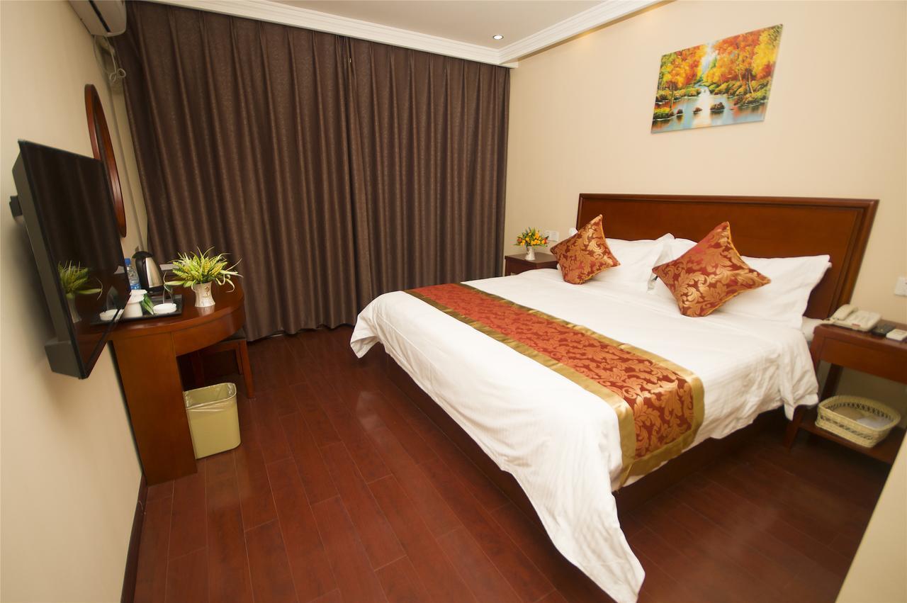 Greentree Inn Jiangsu Taizhou Taixing East Guoqing Road Rt-Mart Business Hotel 外观 照片