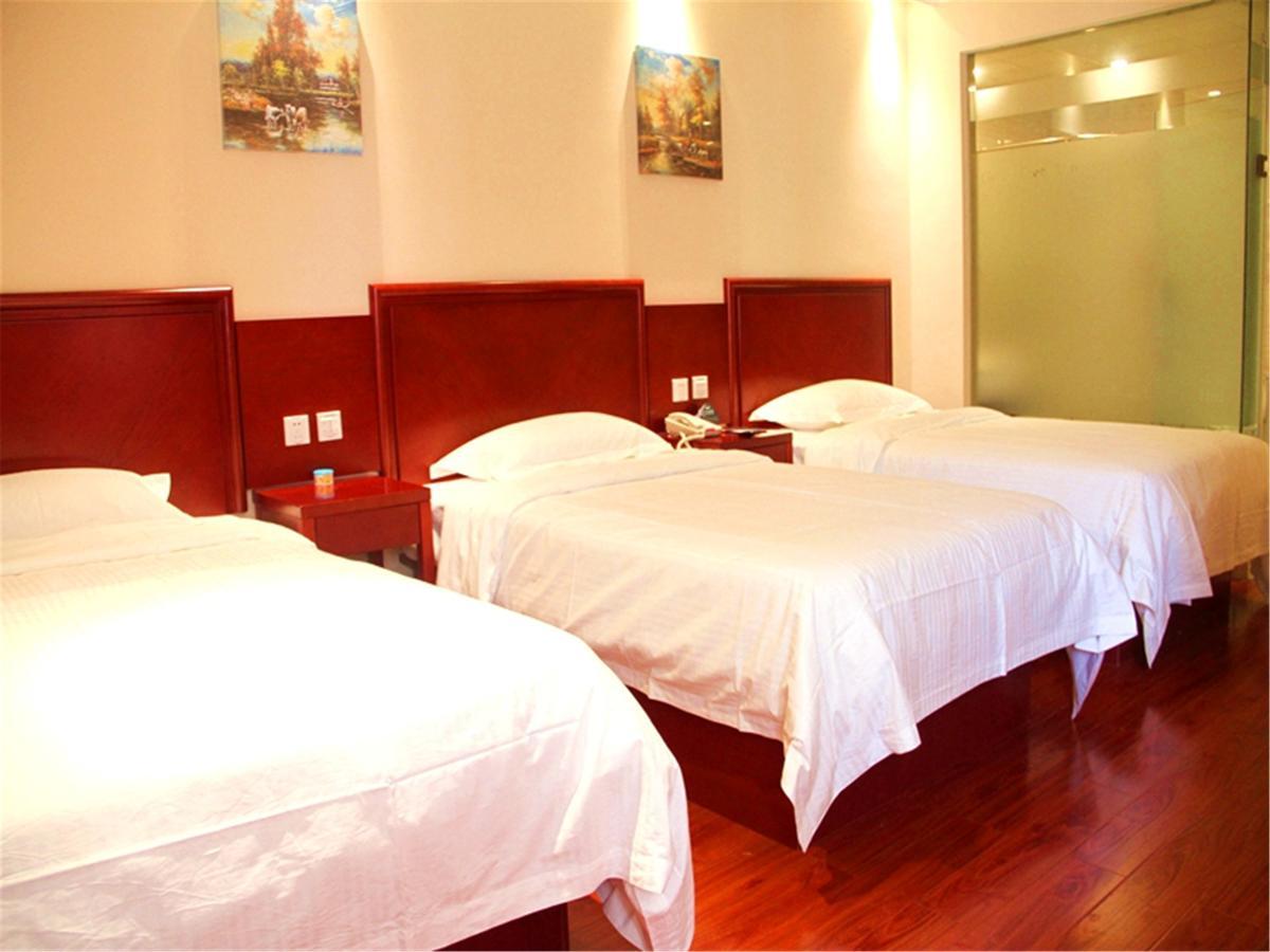 Greentree Inn Jiangsu Taizhou Taixing East Guoqing Road Rt-Mart Business Hotel 外观 照片