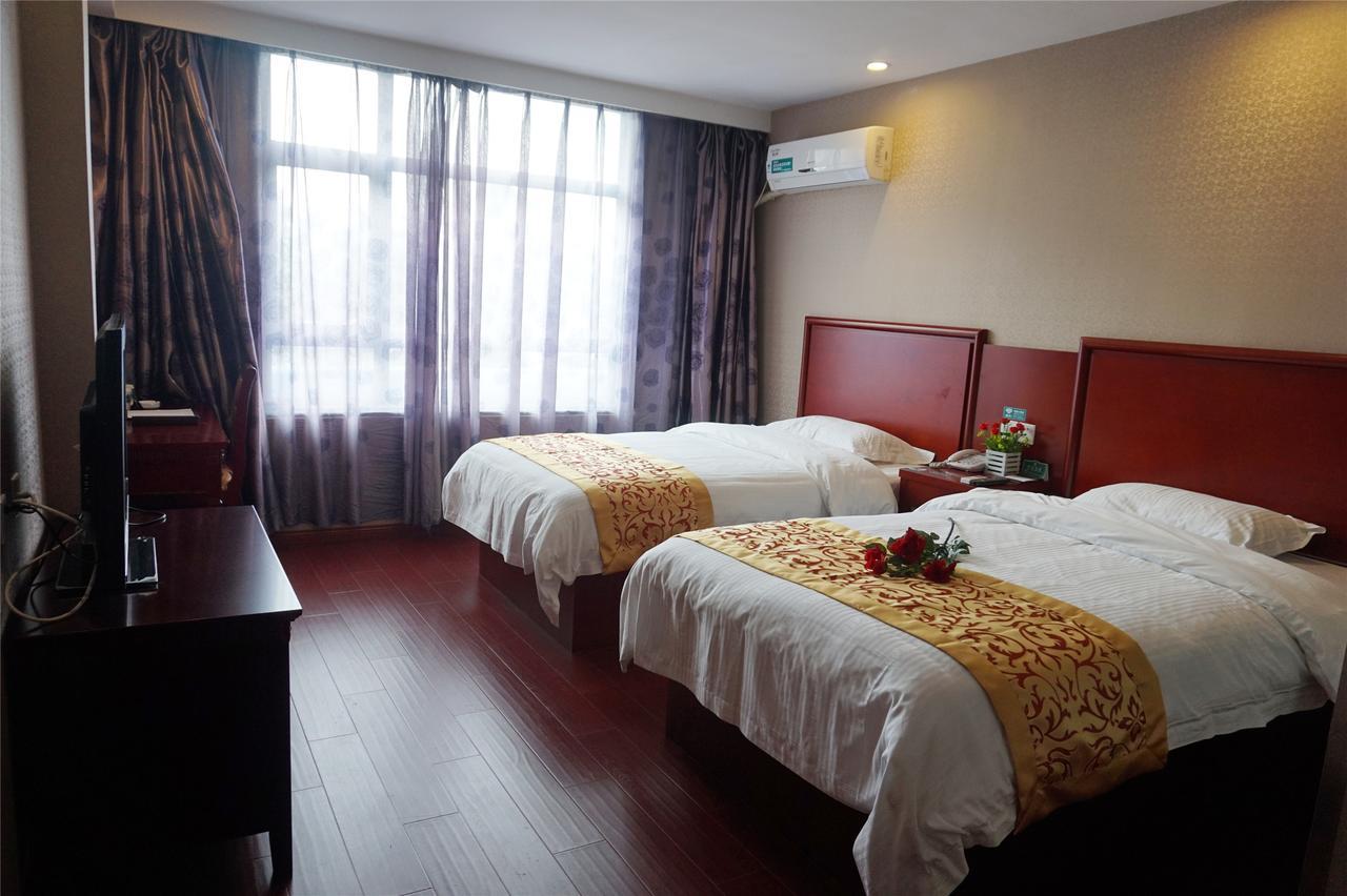Greentree Inn Jiangsu Taizhou Taixing East Guoqing Road Rt-Mart Business Hotel 外观 照片